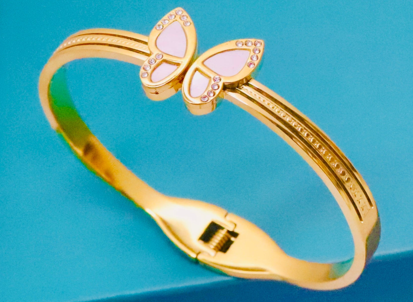 Flutter Elegance Bracelet